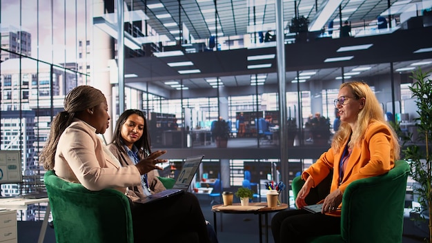 Korzyści z wynajmu nowoczesnych przestrzeni biurowych dla rozwijających się firm